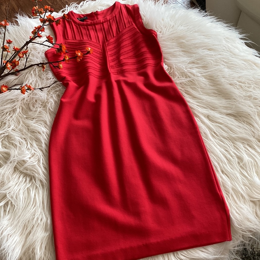 ESCADA elegant midi dress